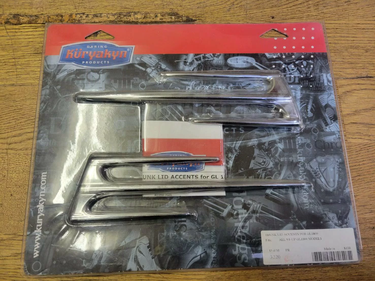 Kuryakyn 3220 Chrome Trunk Lid Accent for Honda GL1800 Gold Wing - Image 3