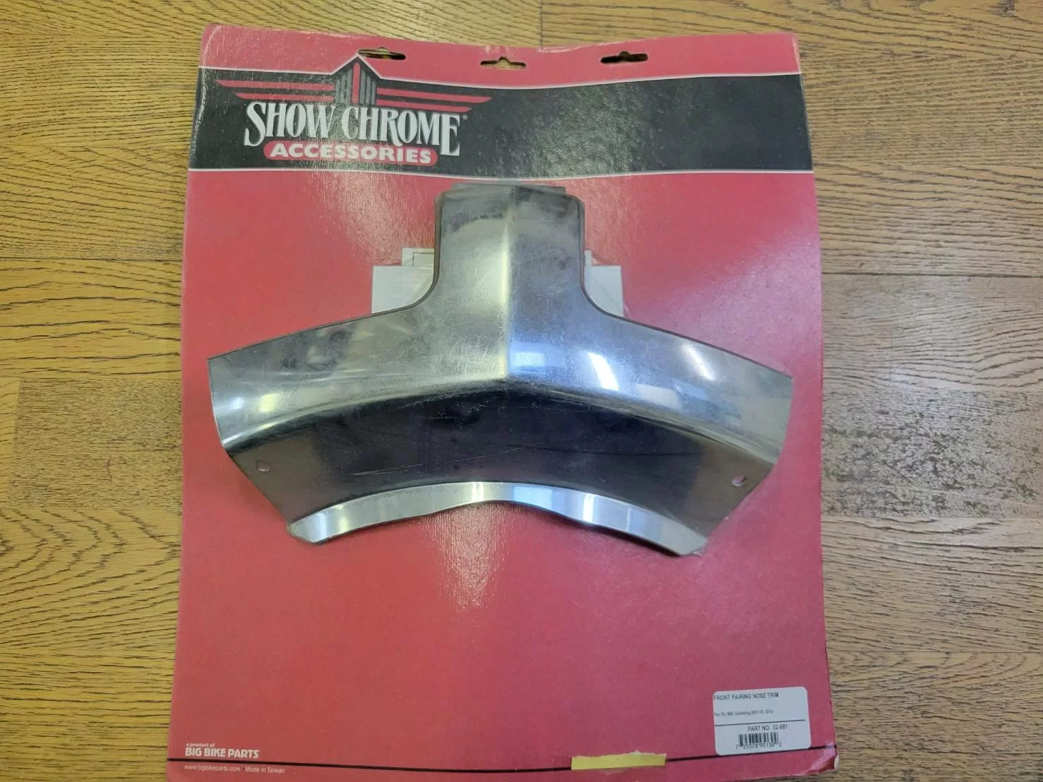 Show Chrome 52-681 Front Fairing Nose Trim for Honda GL1800 Gold Wing - Image 5